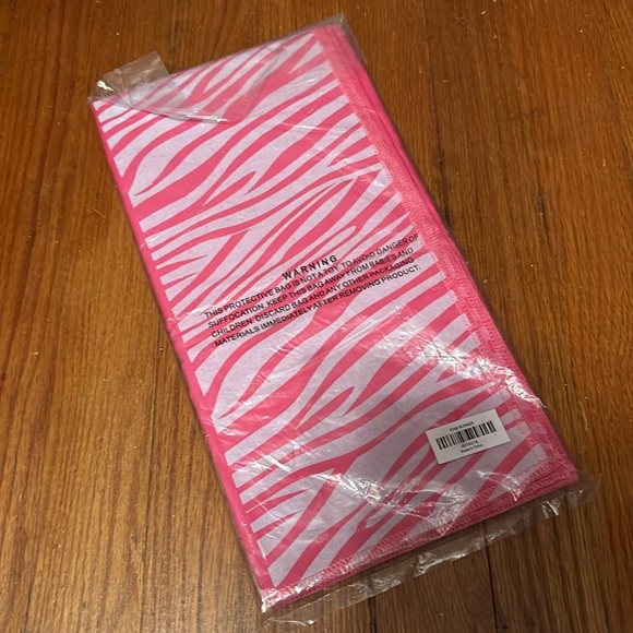 Pink Zebra Table Runner - Picture 2 of 4